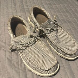 Hey Dude Shoes Size 12